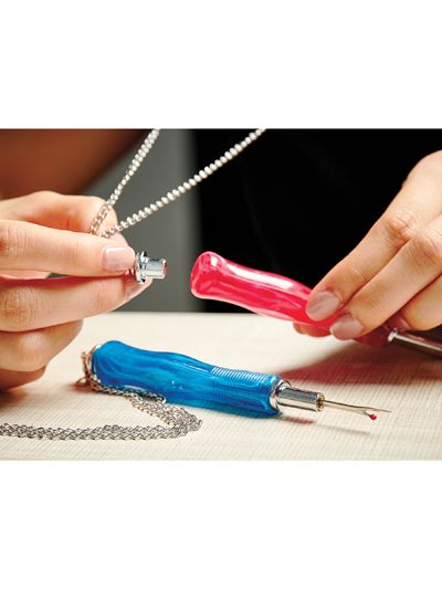 Hemline Seam Ripper With Necklace