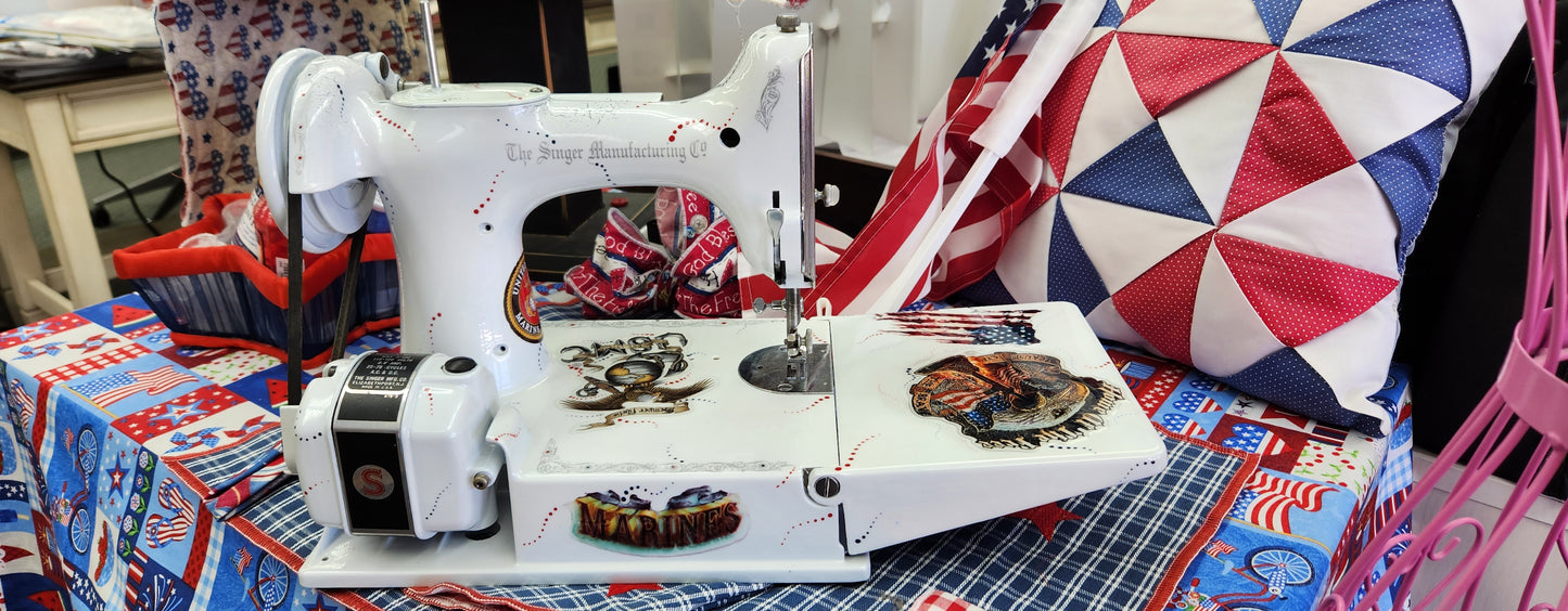 Singer Featherweight 221 Custom US Marine