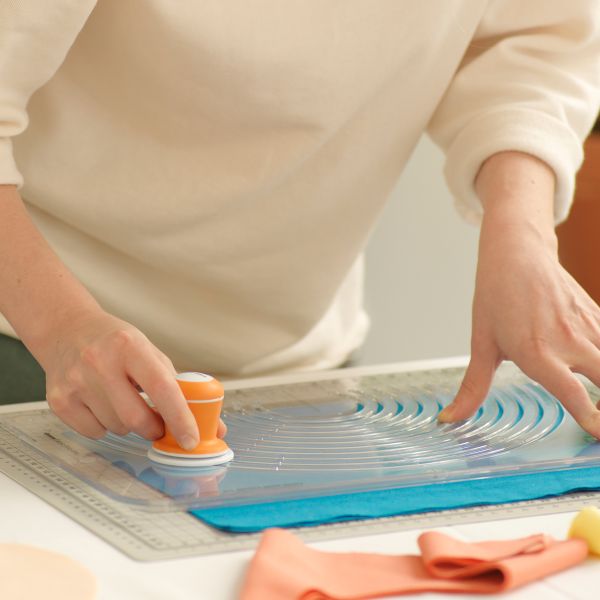 Fiskars Fabric Circle Cutter