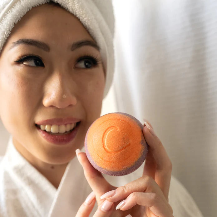 Cosset - Sweet Kisses Therapy Bath Bomb (Uplifting - Bubble Bath)
