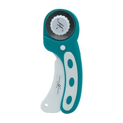 Amanda Murphy Rotary Cutter