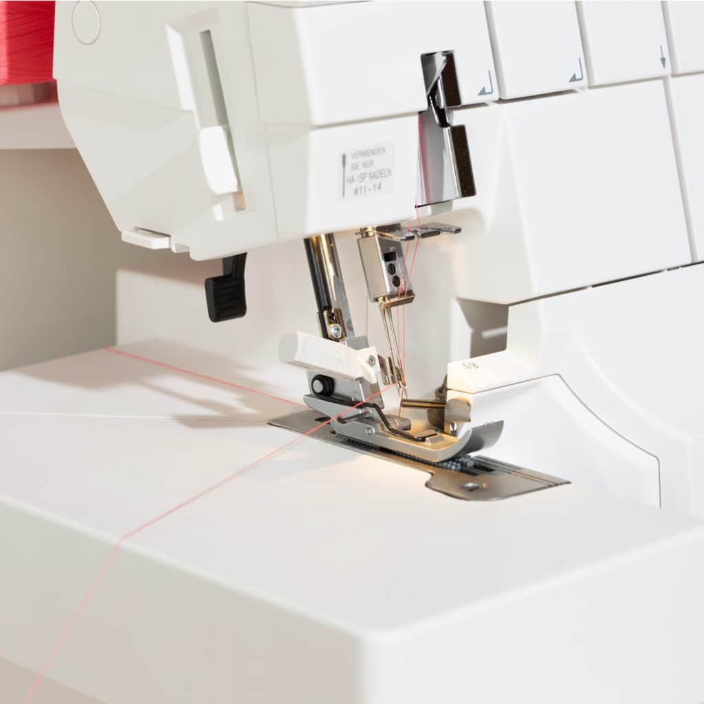Elna eXtend 864 air serger