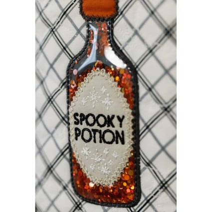Pumpkins & Potions Ladder Quilt Machine Embroidery CD