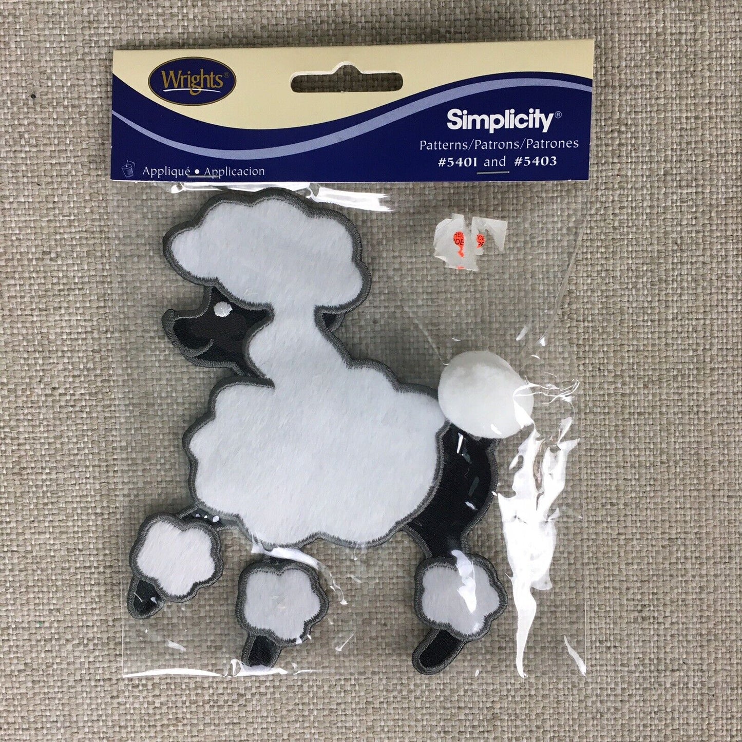 BLK/WHT Small Poodle Applique - Simplicity