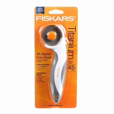 FISKARS TITANIUM ROTARY CUTTER