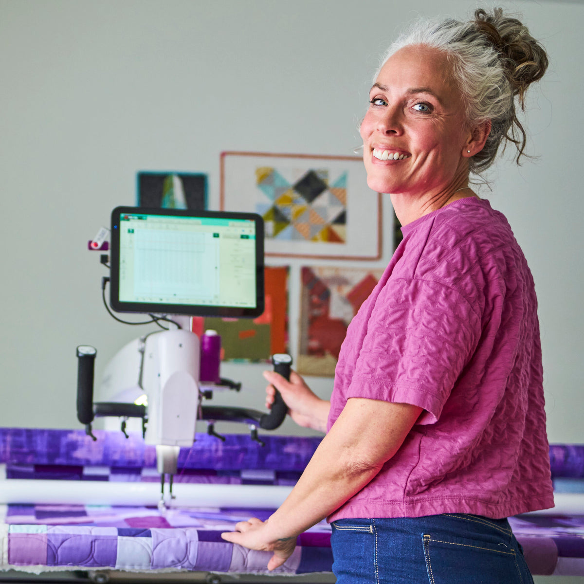 HQ Pro-Stitcher Premium on longarm — lifestyle