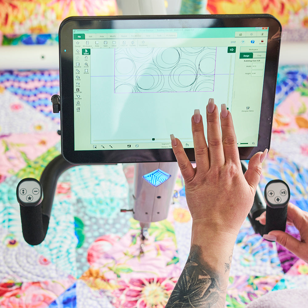HQ Pro-Stitcher Premium screen close-up in use