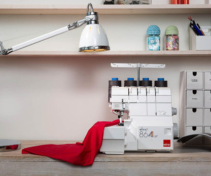 Elna eXtend 864 air serger