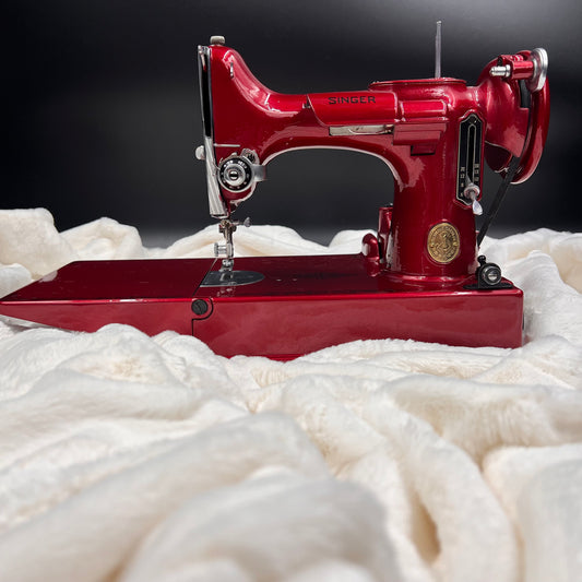 221 Singer Feather Weight - Deep Matallic Red