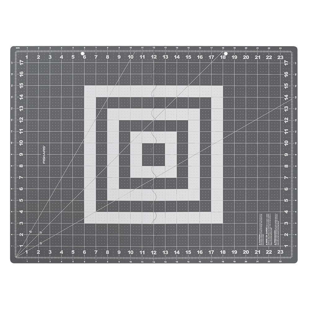 Fiskars 2-Sided Cutting Mat (Gray&Dark Gray)
