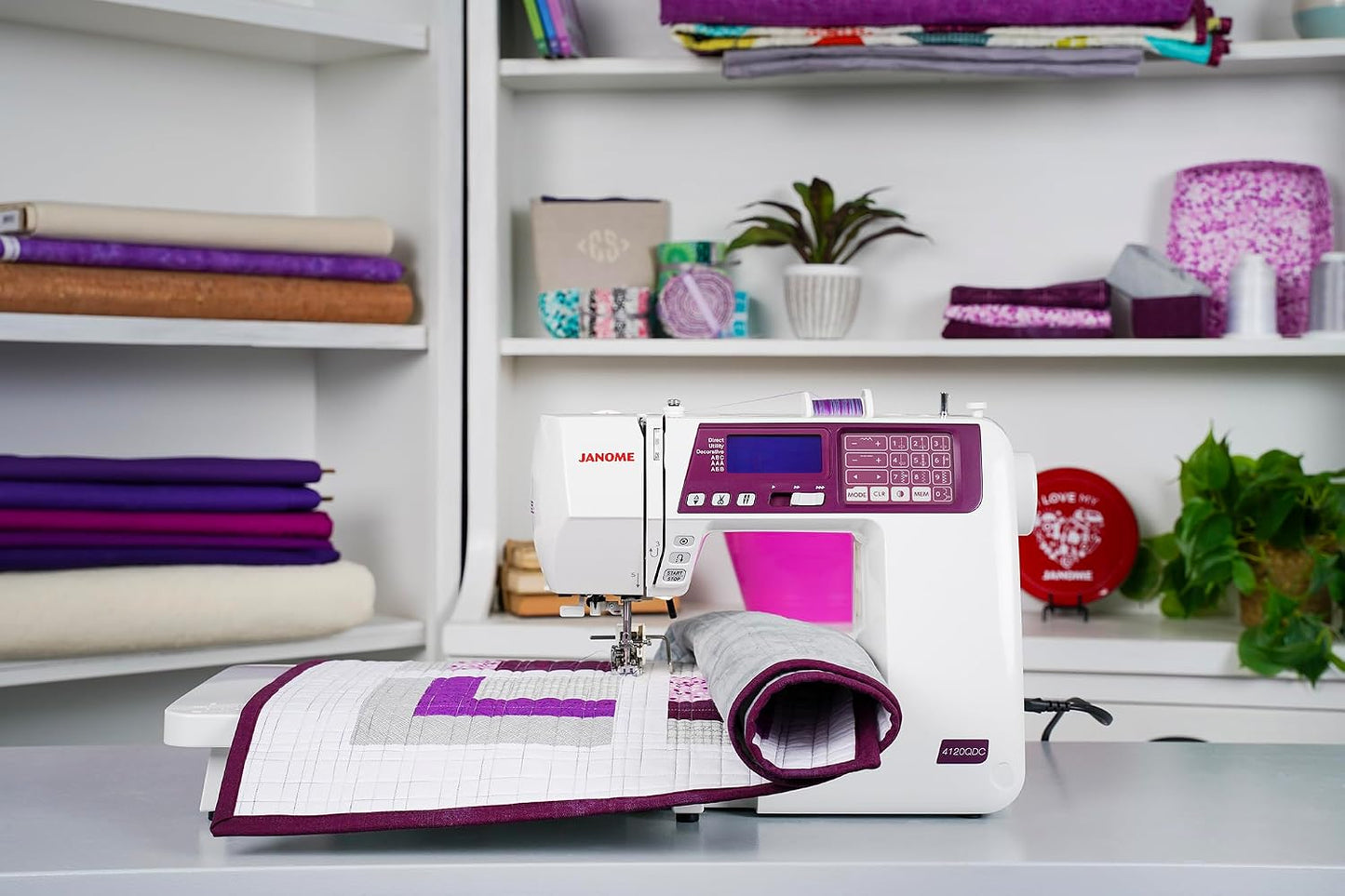 Janome 4120QDC-G Computerized Quilting and Sewing Machine with Bonus Quilt Kit