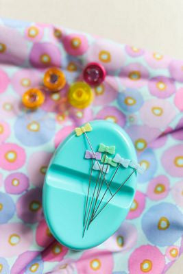 Bow Tie Pins 5.5cm 100 ct Box - Ever Sewn