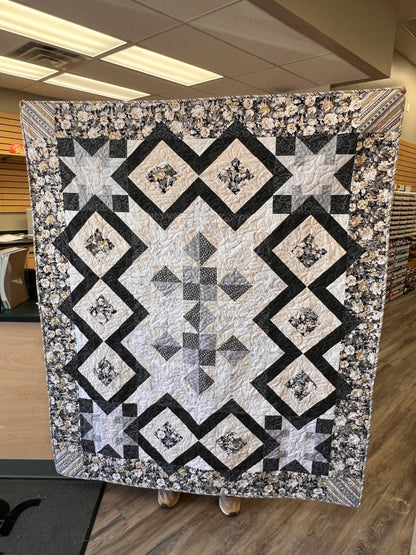 Lockwood Manner Quilt Kit - Wilmington Prints