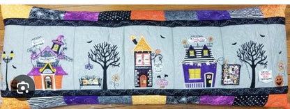 Class: Halloween Bench Pillow - Julie Blake