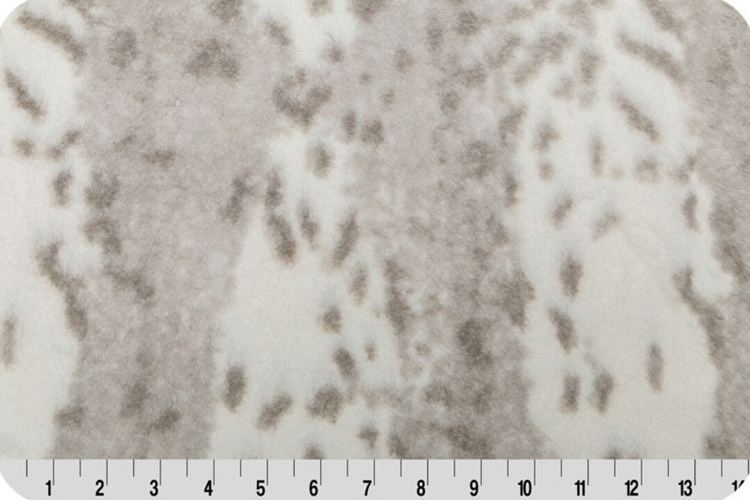 End of Bolt Luxe Cuddle Siberian Leopard Silver - Shannon Fabrics