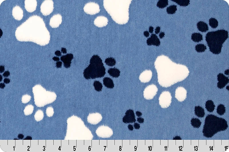 End of Bolt Luxe Cuddle Pawsome Blue Bell