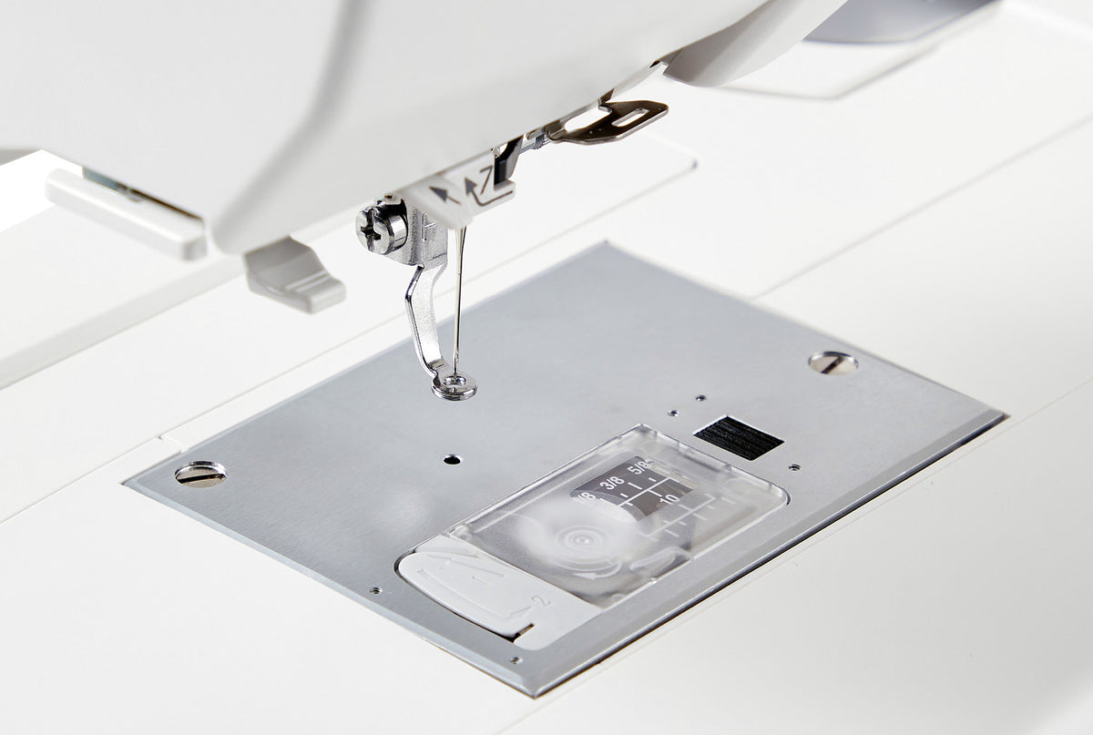 Janome Memory Craft 100E