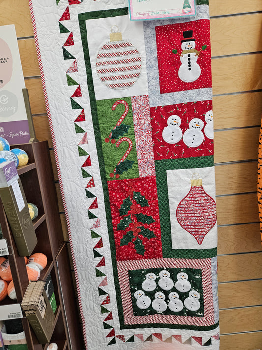 Class: Julie Blake's Christmas in July -  July 21,22 & 23 Non Refundable limited seating
