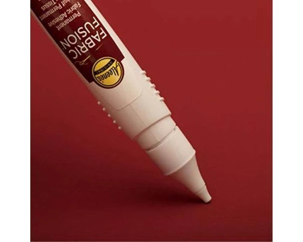 Aleene's Fabric Fusion Permanent Pen